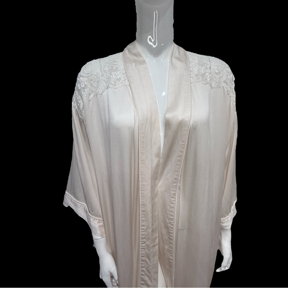 Valentino Intimo Ivory Silk Robe Lace Shoulder Detail Size Small - No Sash - Picture 5 of 8